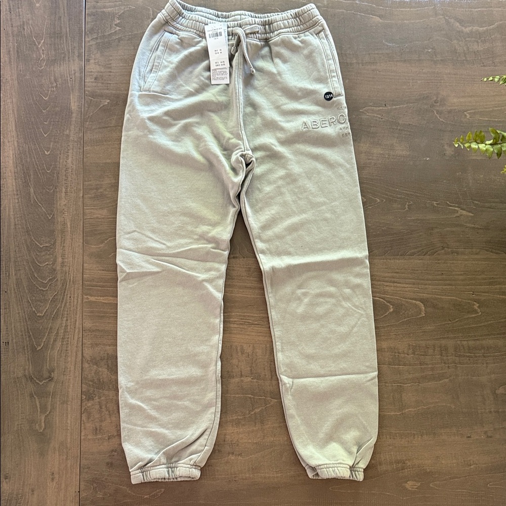 ABERCROMBIE - Size 13/24 - Kids Light Gray Joggers